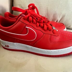 Nike Air Force 1 Men’s size 9.5 reddish orange